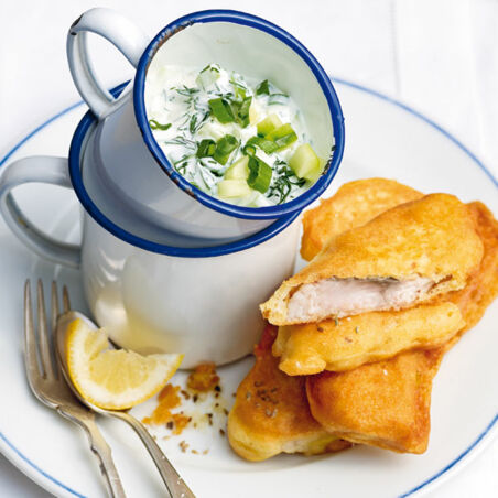 Knuspriger Karpfen mit Dillgurken Knuspriger Karpfen mit Dillgurken