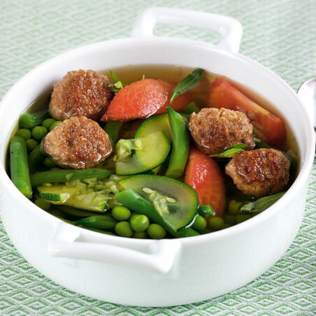 Gemüsesuppe mit Klößchen Gemüsesuppe mit Klößchen