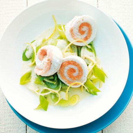 Feine Röllchen von Lachs und Seezunge Feine Röllchen von Lachs und Seezunge