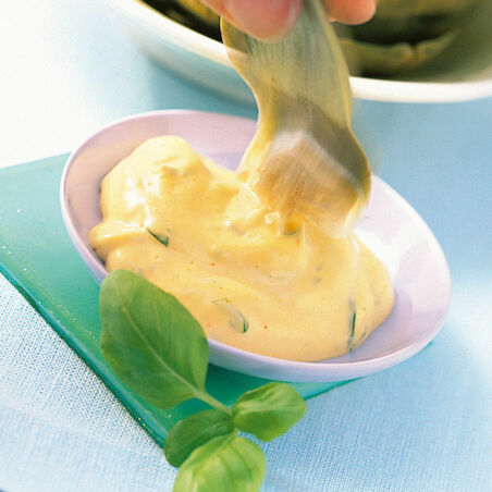 Artischocken mit Dips Artischocken mit Dips