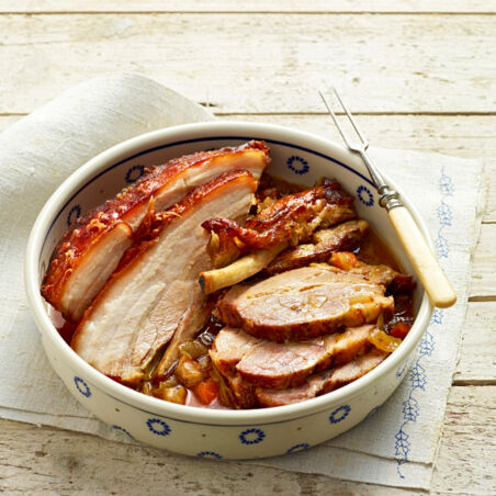 Rescher Schweinsbratn mit Natursaftl Rescher Schweinsbratn mit Natursaftl