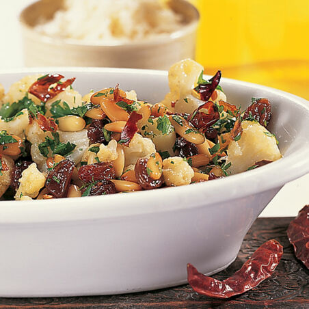 Scharfer Blumenkohl mit Rosinen Scharfer Blumenkohl mit Rosinen