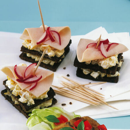 Pumpernickel mit Putenbrust Pumpernickel mit Putenbrust