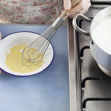 klassisches Buttercremetopping klassisches Buttercremetopping