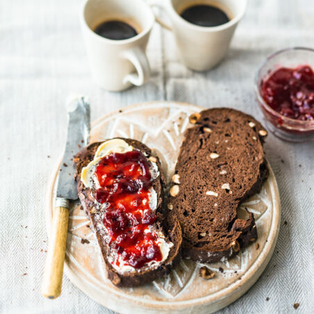 Schokoladen-Haselnuss-Brot Schokoladen-Haselnuss-Brot