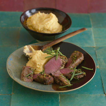 Lammfilets mit Rosmarin und Selleriepüree Lammfilets mit Rosmarin und Selleriepüree
