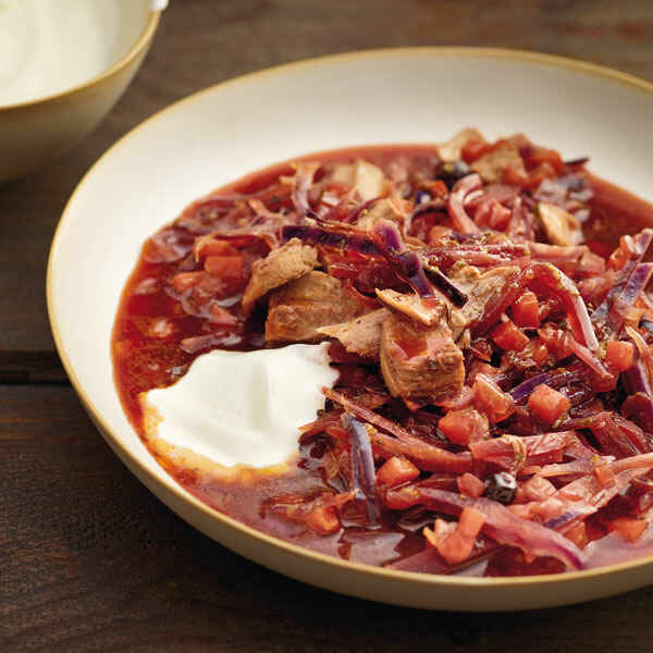 Borschtsch mit Entenkeulen Rezept | Küchengötter