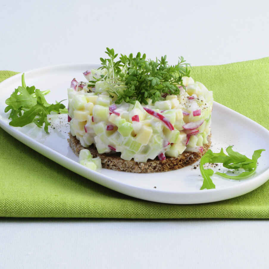 Radieschensalat mit Kresse Rezept | Küchengötter