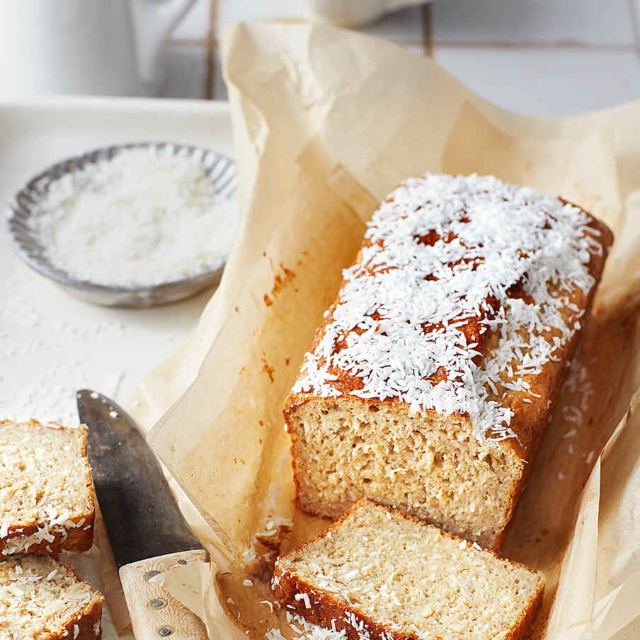 Bananen-Kokos-Kuchen mit Buttermilch und Rum Rezept | Küchengötter