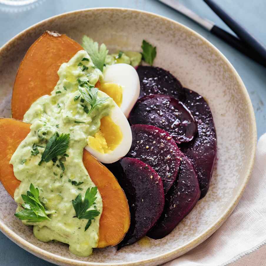 Süßkartoffeln mit Ei und Roter Bete Rezept | Küchengötter