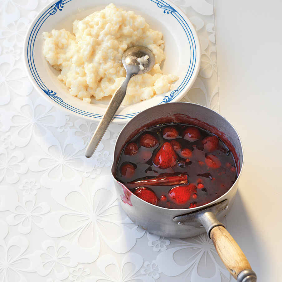 Milchreis mit Beerenkompott Rezept | Küchengötter