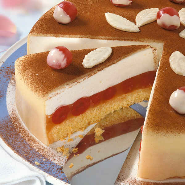 Kirsch-Marzipan-Torte Rezept | Küchengötter