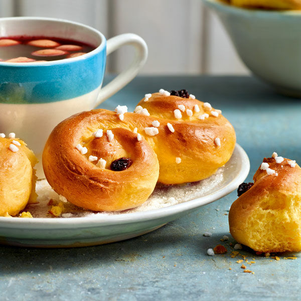 Luciabrotchen Mit Safran Rezept Kuchengotter