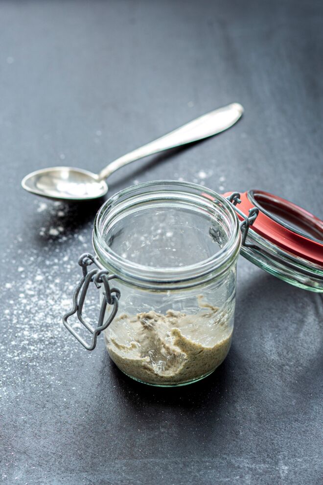 Sauerteigansatz Sauerteigansatz