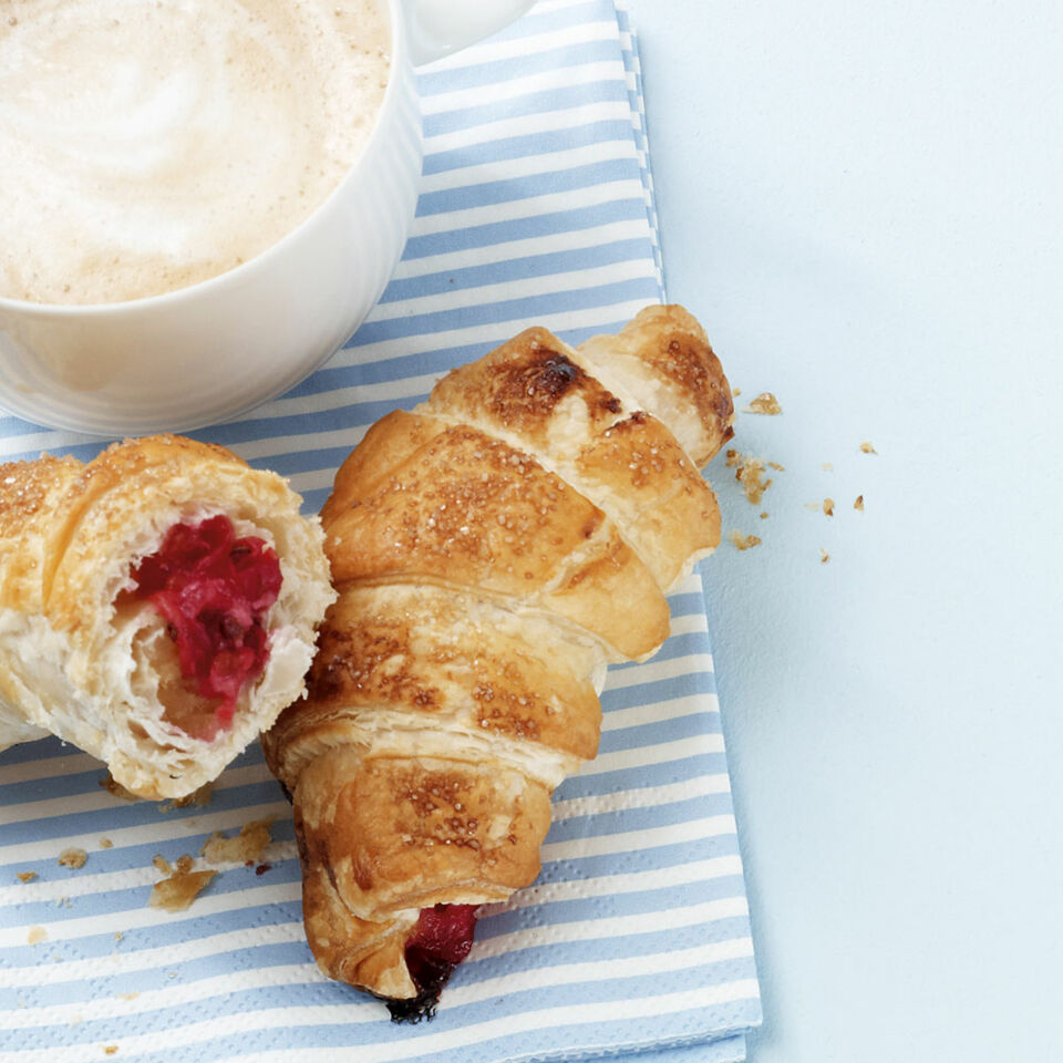 Johannisbeer-Marzipan-Croissants Rezept | Küchengötter