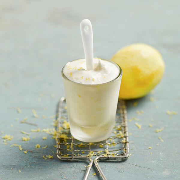 Zitronen-Sahne-Eis Rezept | Küchengötter