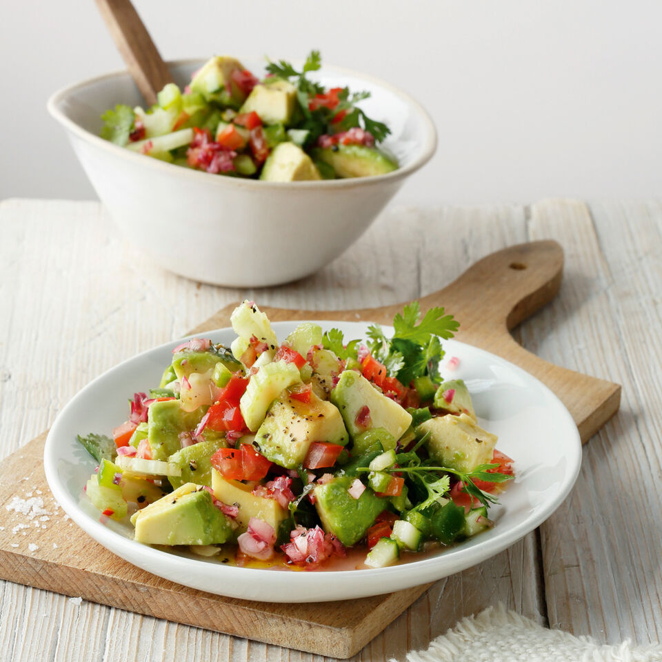 Klassischer Avocado Salat